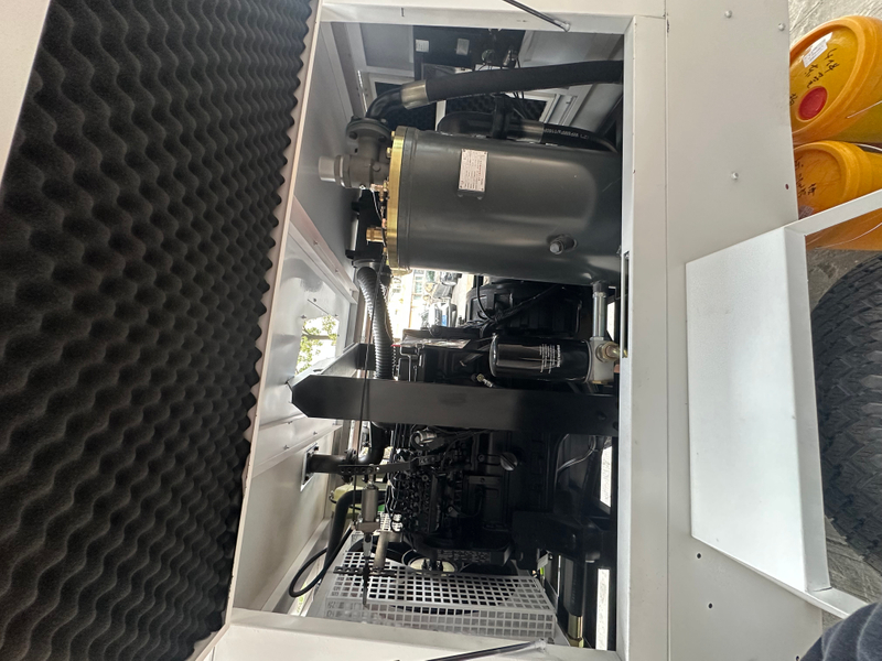 Airking Compressor Hot Sale Diesel Compressor Portablehigh क्वालिटी अच्छी कीमत लोकप्रिय नई उत्पाद 10bar 11m3/मिनट 110kW डीजल एयर कंप्रेसर स्क्रू पोर्टेबल मशीनें