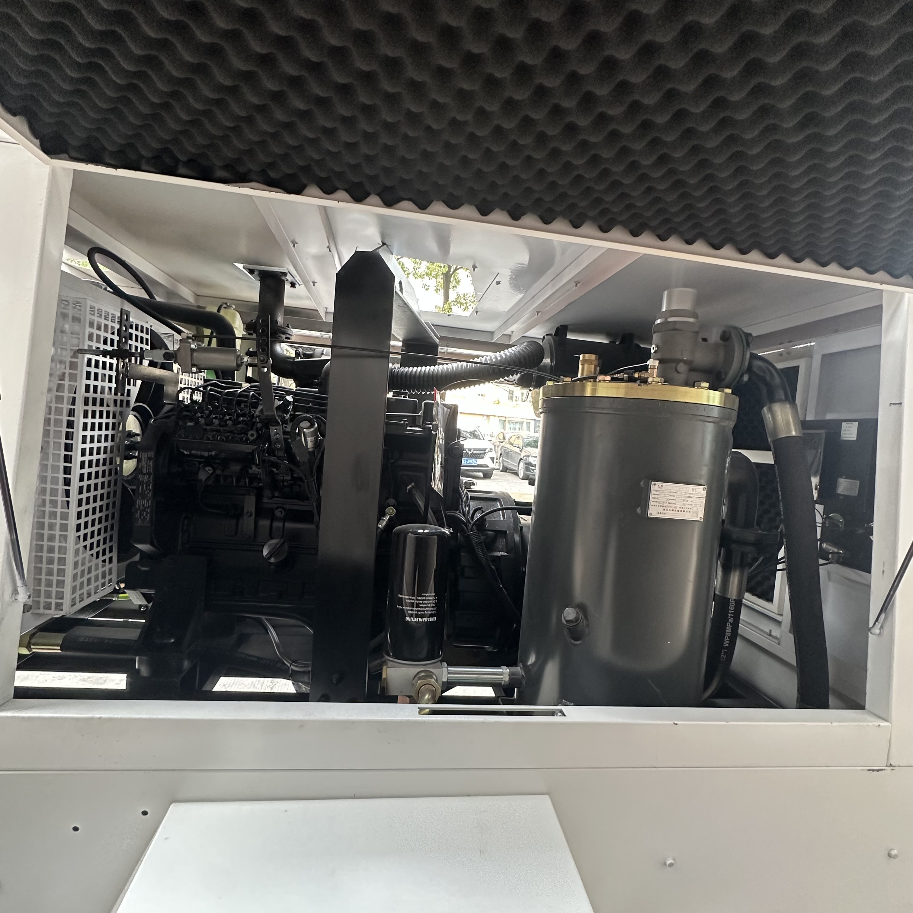 Airking Compressor Hot Sale Diesel Compressor Portablehigh क्वालिटी अच्छी कीमत लोकप्रिय नई उत्पाद 10bar 11m3/मिनट 110kW डीजल एयर कंप्रेसर स्क्रू पोर्टेबल मशीनें