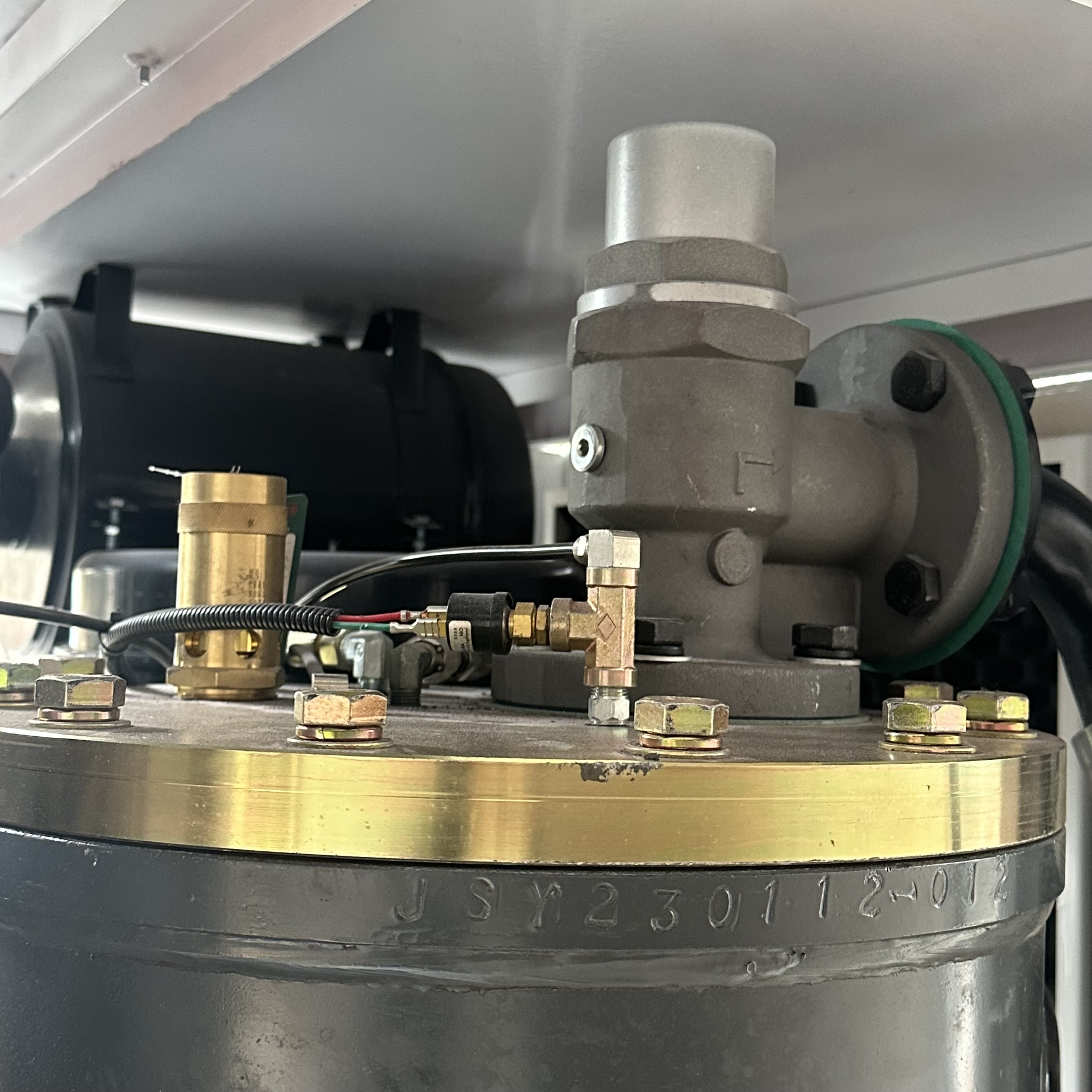 Airking Compressor Hot Sale Diesel Compressor Portablehigh क्वालिटी अच्छी कीमत लोकप्रिय नई उत्पाद 10bar 11m3/मिनट 110kW डीजल एयर कंप्रेसर स्क्रू पोर्टेबल मशीनें